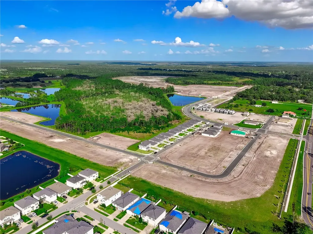 1828 Shadow Box Bend St Cloud FL 34771
