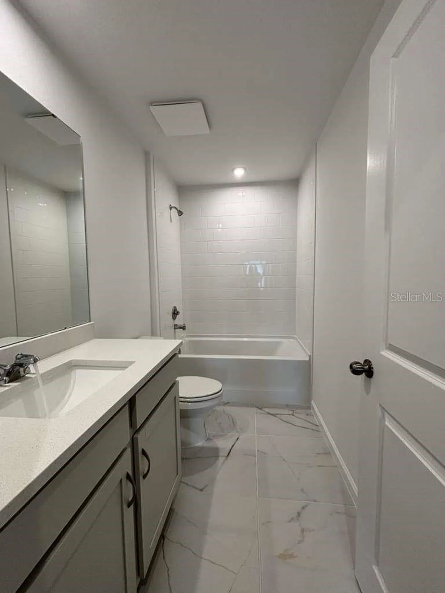 9872 Walkway Drive Orlando FL 32832