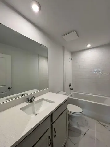 9872 Walkway Drive Orlando FL 32832
