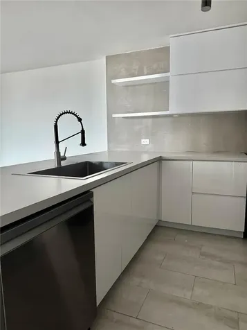 650 Cuevas Bustamante Cond. Segovia San Juan PR 00918