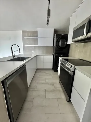650 Cuevas Bustamante Cond. Segovia San Juan PR 00918