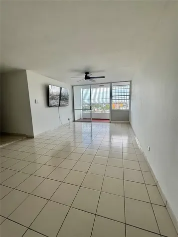 650 Cuevas Bustamante Cond. Segovia San Juan PR 00918
