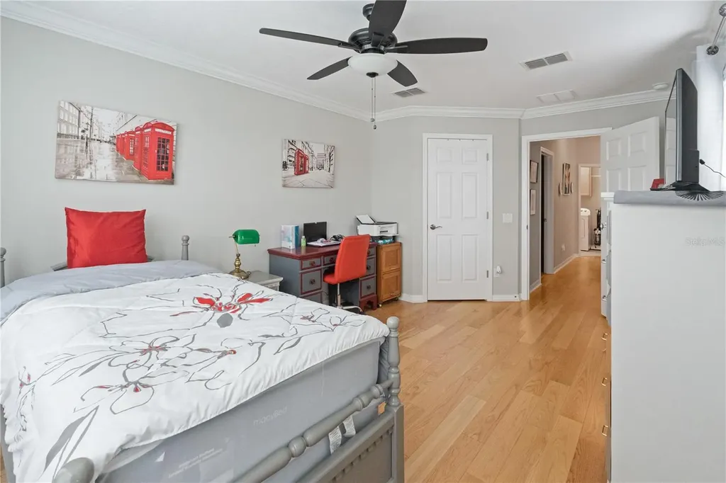9204 Fox Sparrow Road Tampa FL 33626