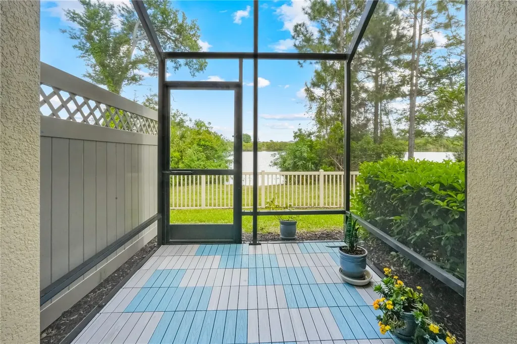 9204 Fox Sparrow Road Tampa FL 33626