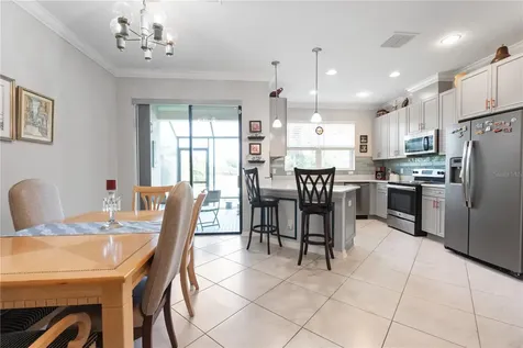 9204 Fox Sparrow Road Tampa FL 33626
