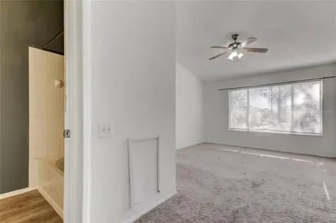 6318 Bayside Key Drive Tampa FL 33615