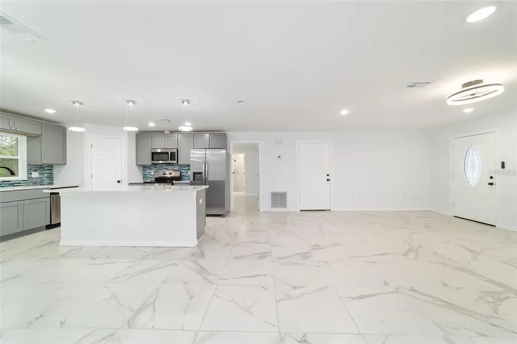 2349 W Juan Vega Lane Dunnellon FL 34434