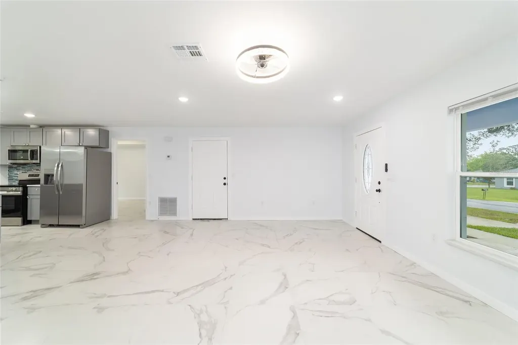 2349 W Juan Vega Lane Dunnellon FL 34434