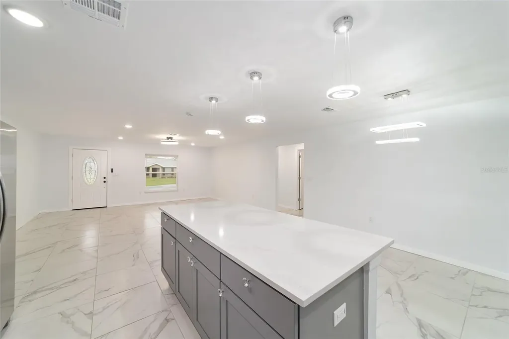 2349 W Juan Vega Lane Dunnellon FL 34434