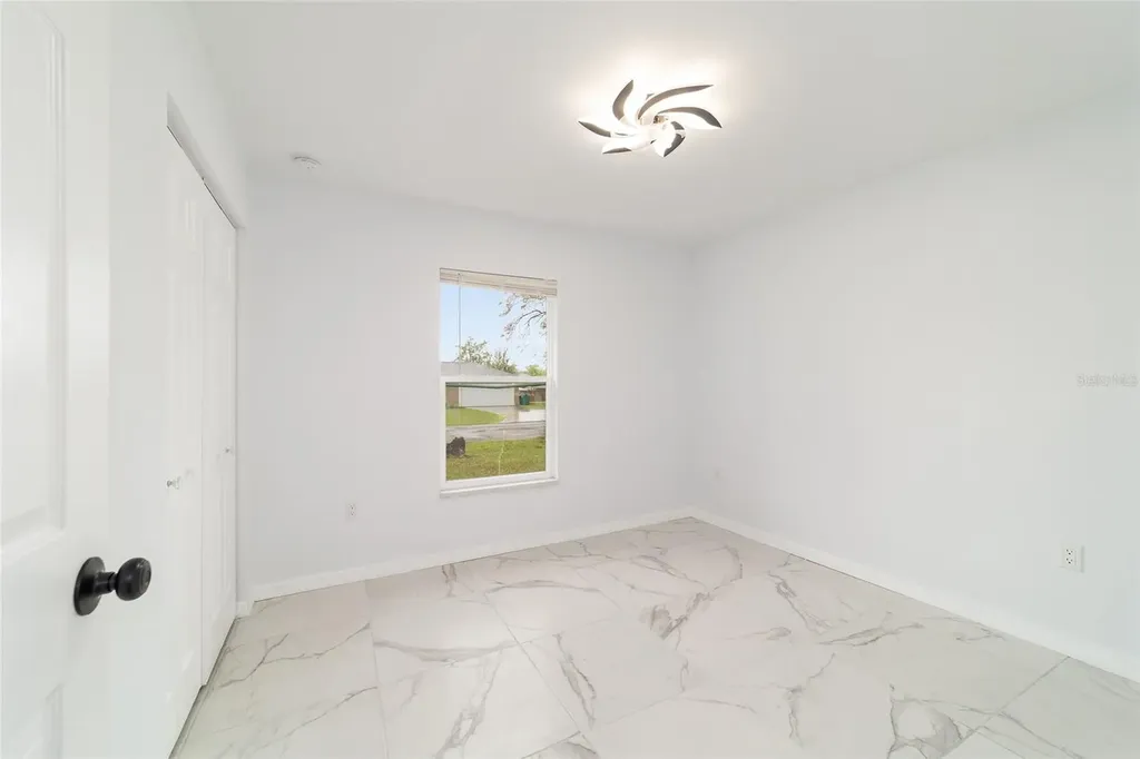 2349 W Juan Vega Lane Dunnellon FL 34434