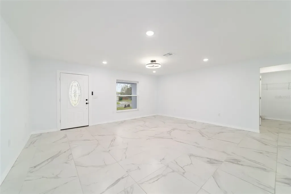 2349 W Juan Vega Lane Dunnellon FL 34434
