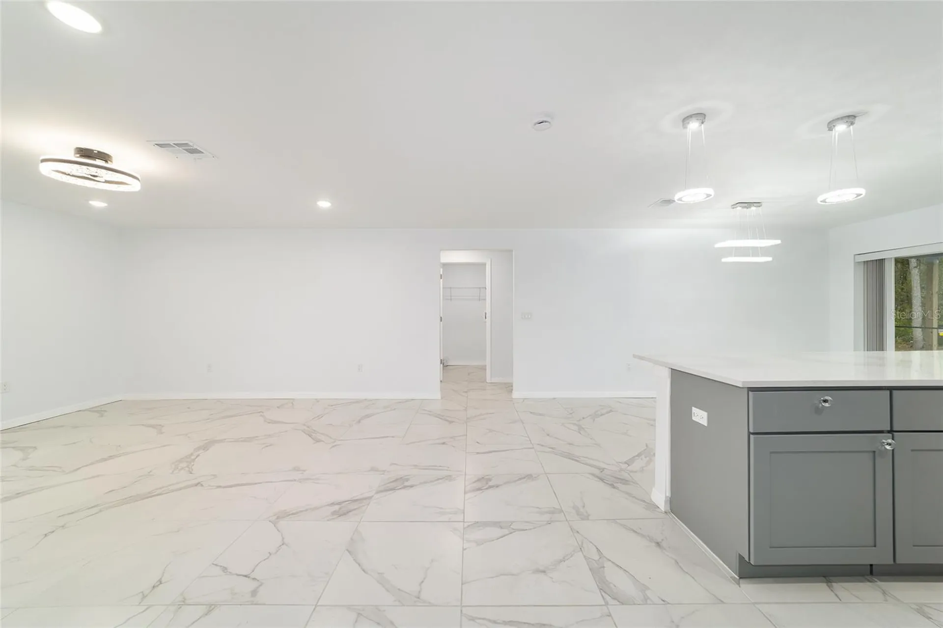 2349 W Juan Vega Lane Dunnellon FL 34434