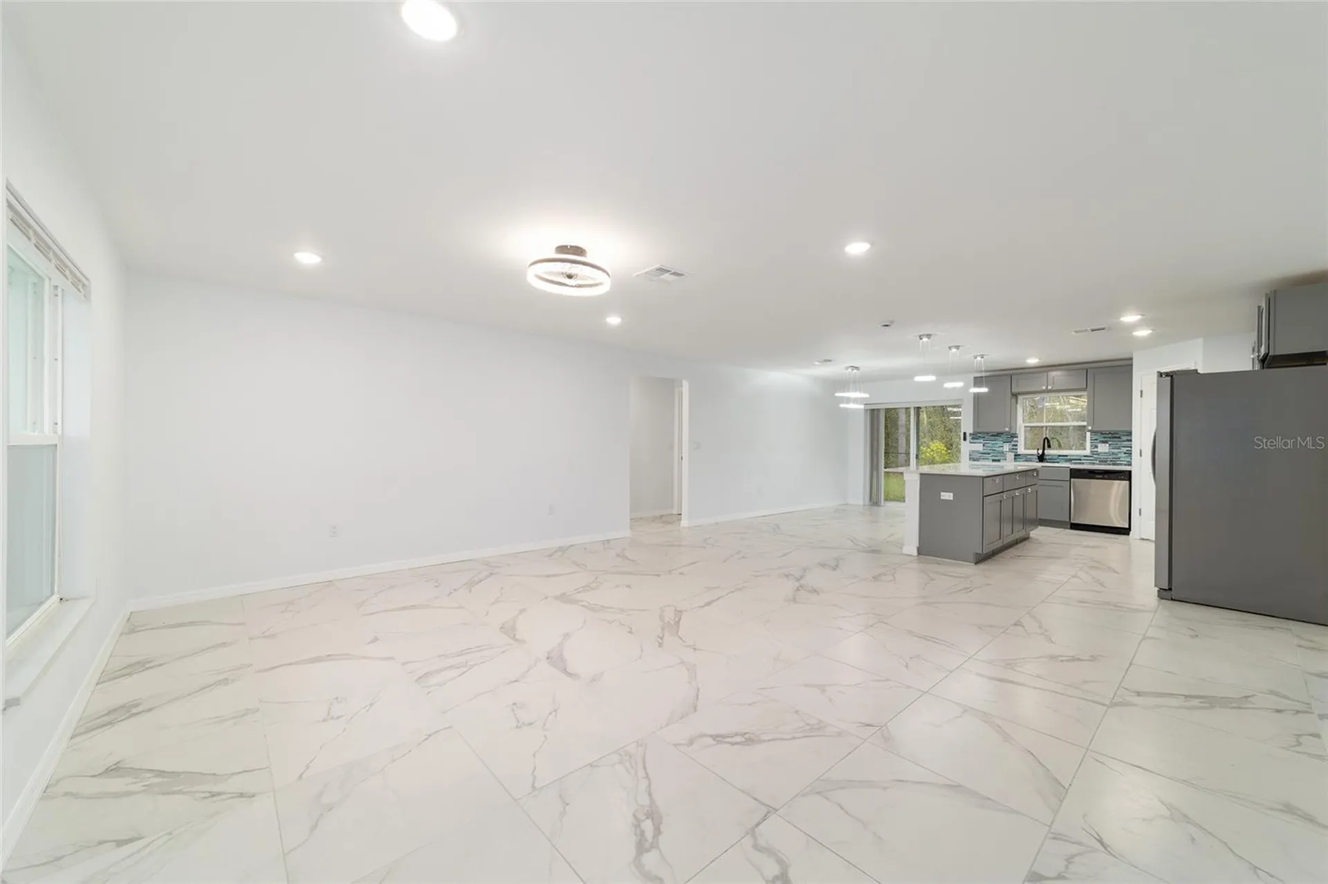 2349 W Juan Vega Lane Dunnellon FL 34434