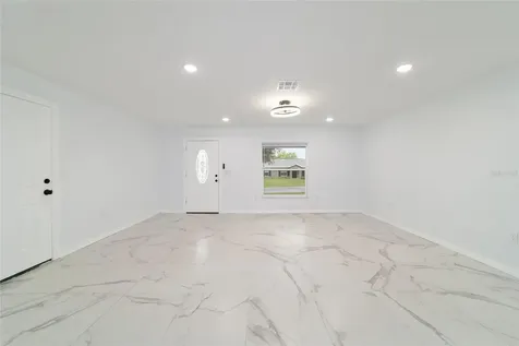2349 W Juan Vega Lane Dunnellon FL 34434