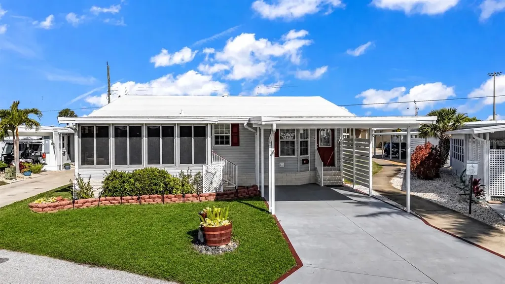 634 Leisure Venice FL 34285