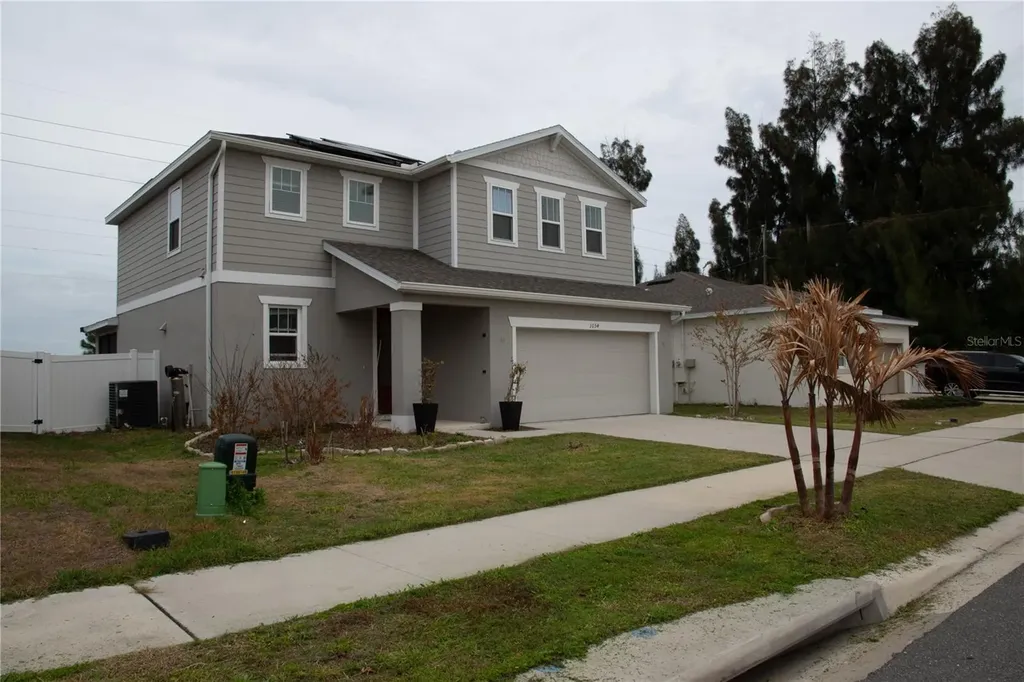 1054 Heirloom Drive Haines City FL 33844