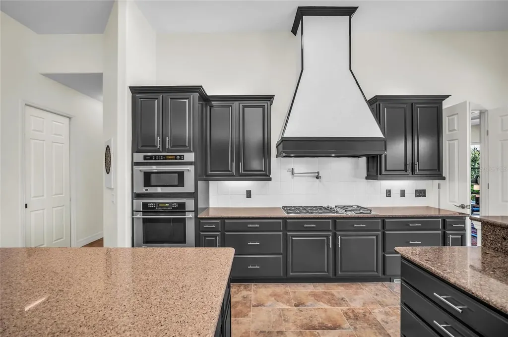 22805 Night Heron Way Bradenton FL 34202