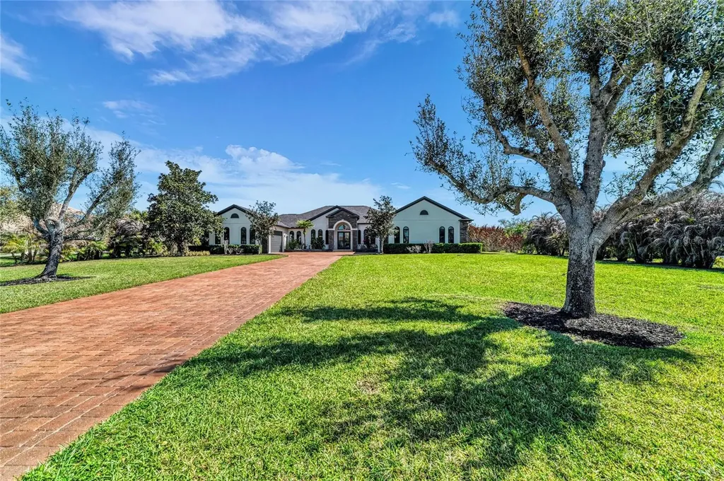 22805 Night Heron Way Bradenton FL 34202