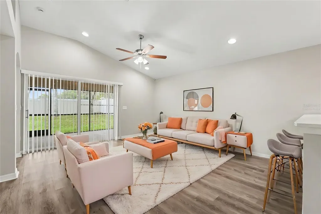 433 Down Pine Drive Seffner FL 33584
