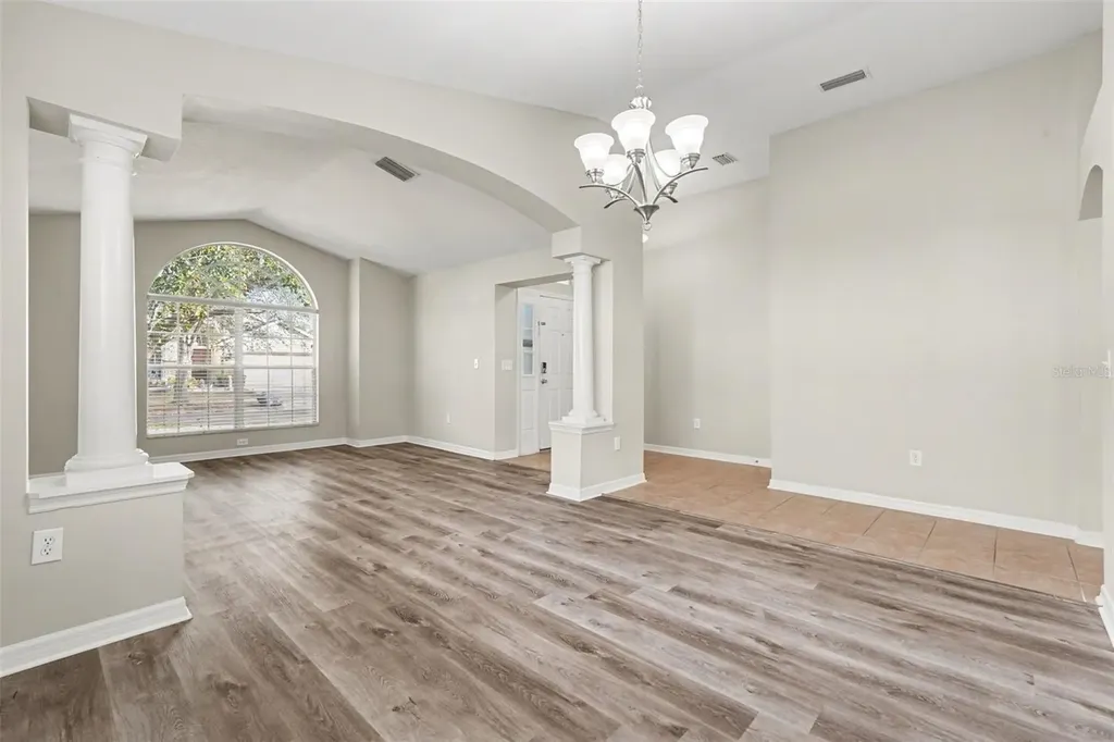 433 Down Pine Drive Seffner FL 33584