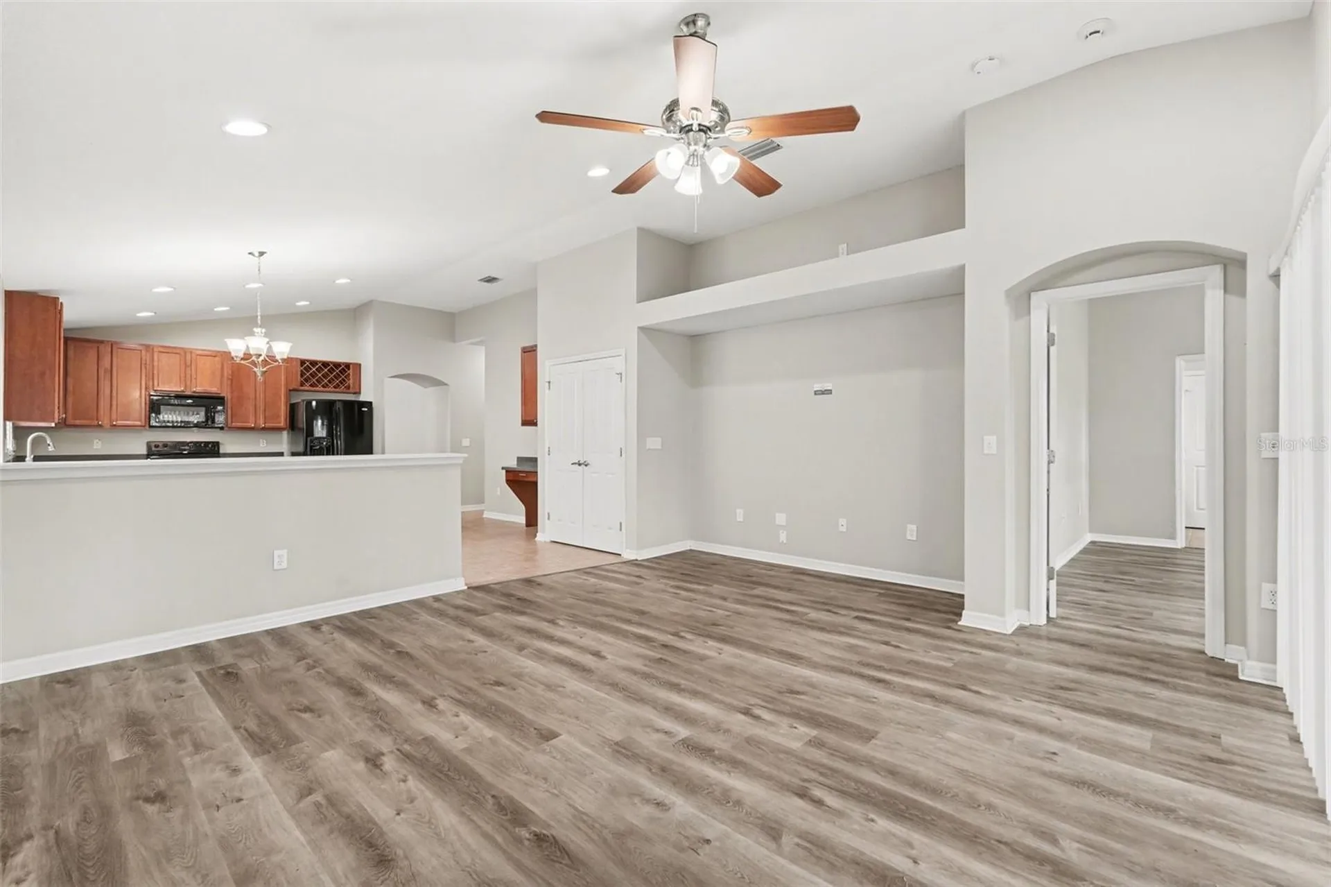 433 Down Pine Drive Seffner FL 33584