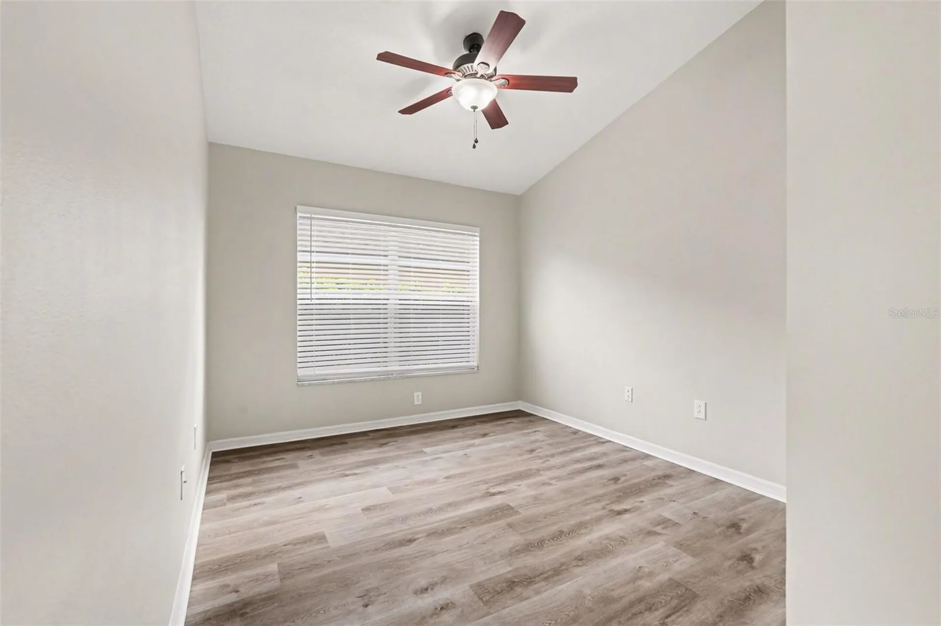 433 Down Pine Drive Seffner FL 33584