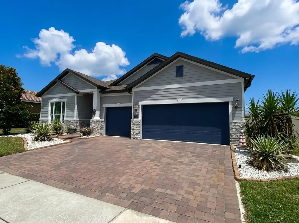 203 Messina Place Howey In The Hills FL 34737