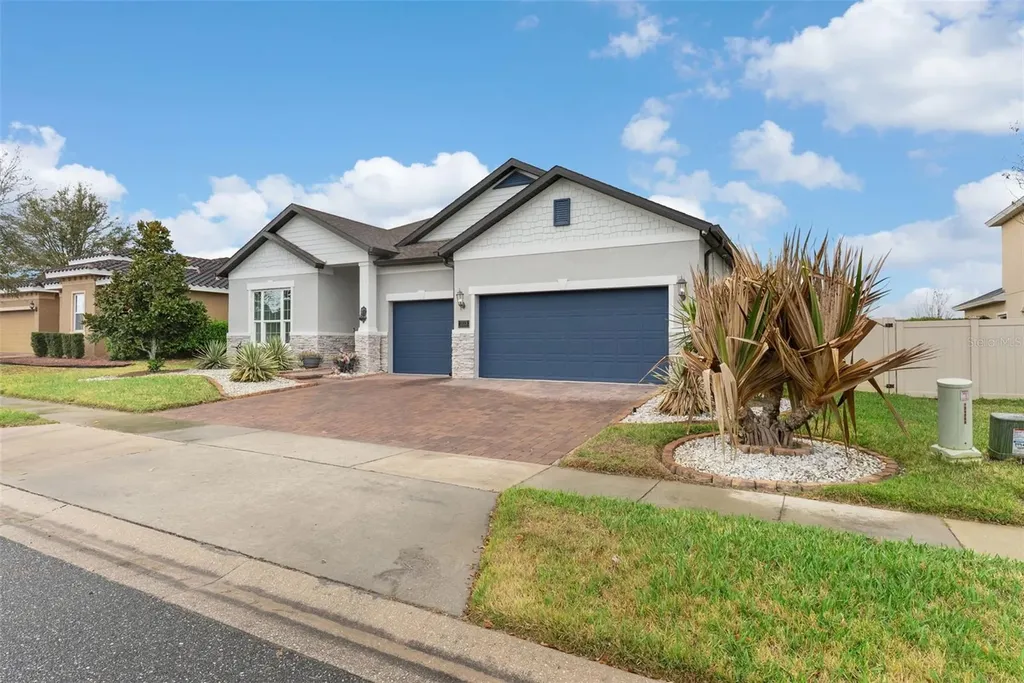 203 Messina Place Howey In The Hills FL 34737