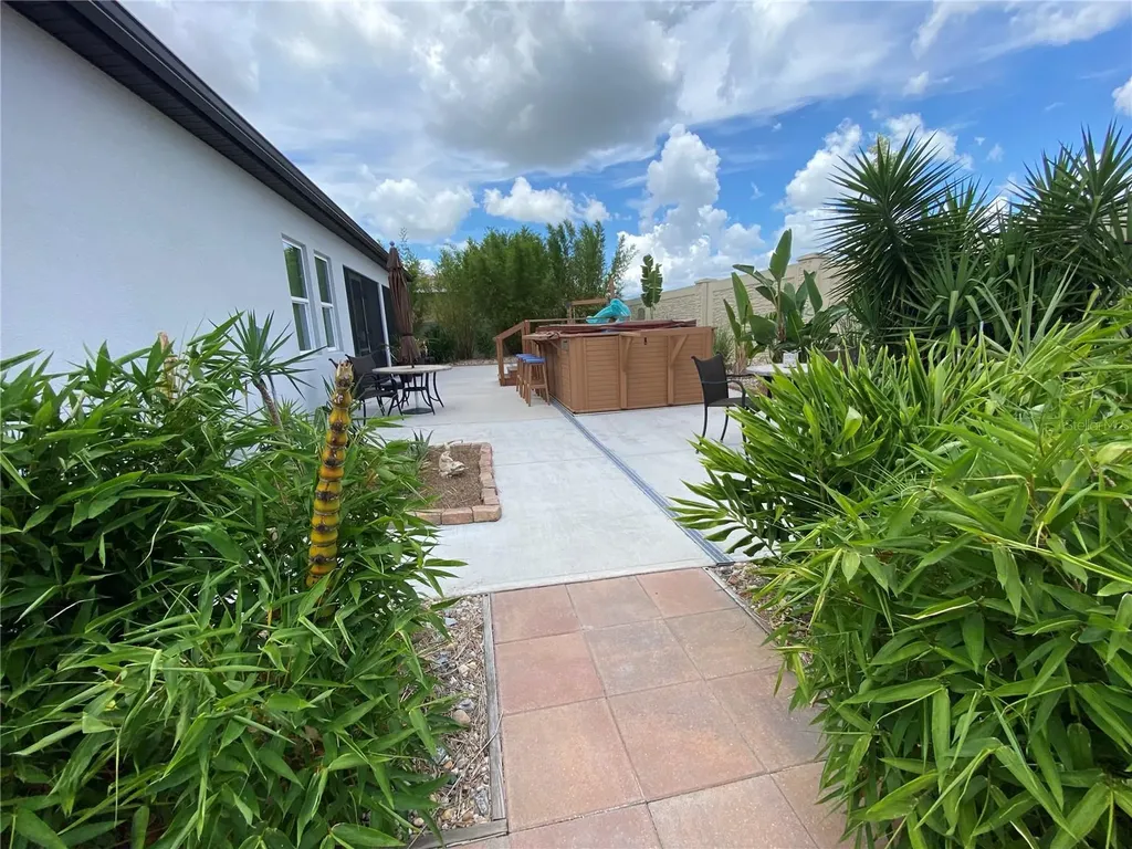 203 Messina Place Howey In The Hills FL 34737