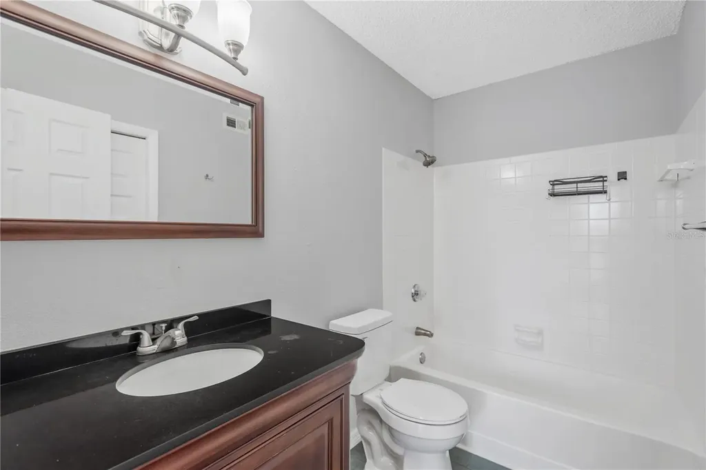 8613 Mallard Reserve Drive Tampa FL 33614