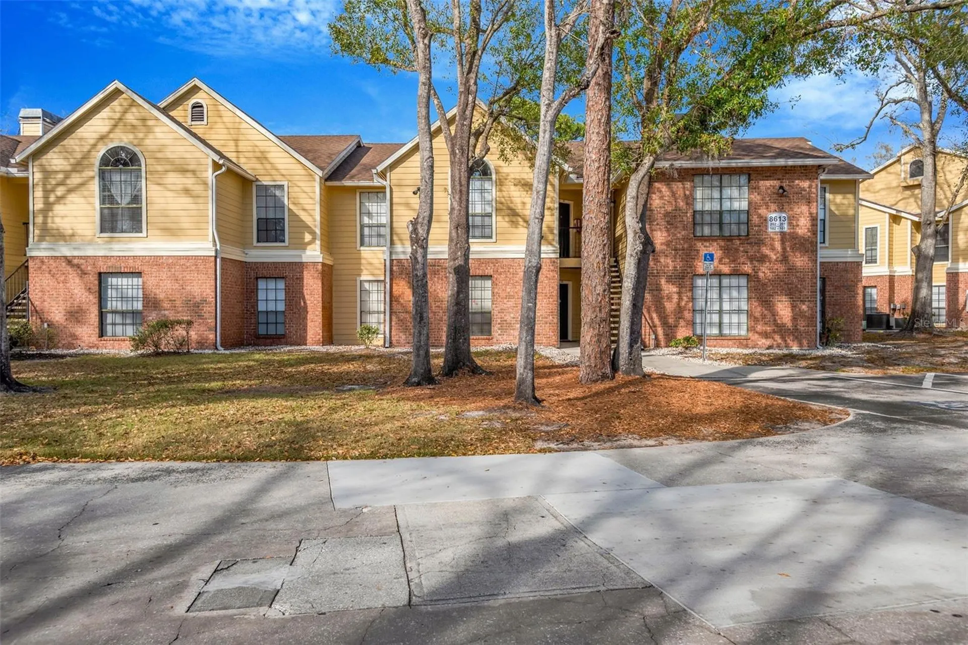 8613 Mallard Reserve Drive Tampa FL 33614