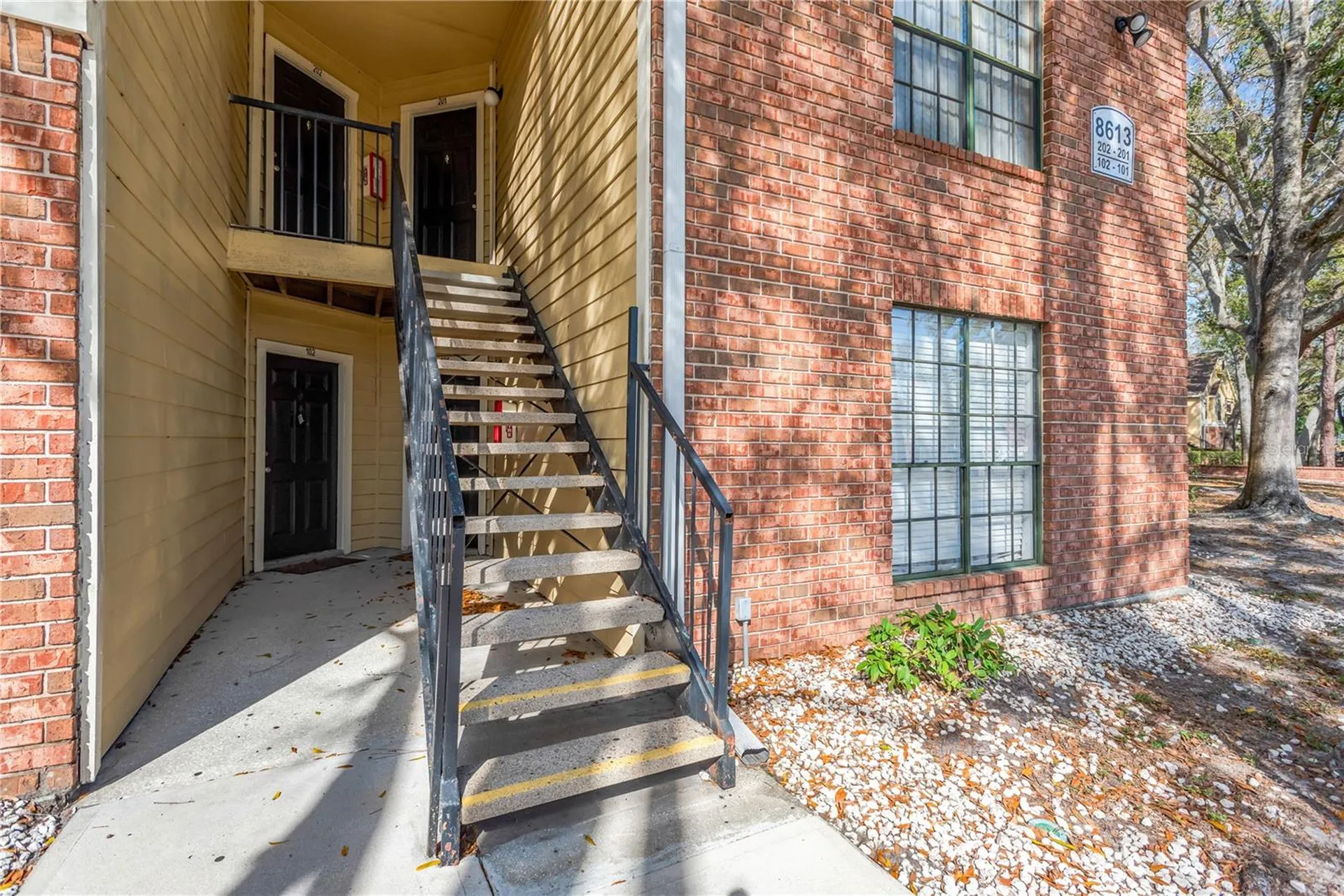 8613 Mallard Reserve Drive Tampa FL 33614