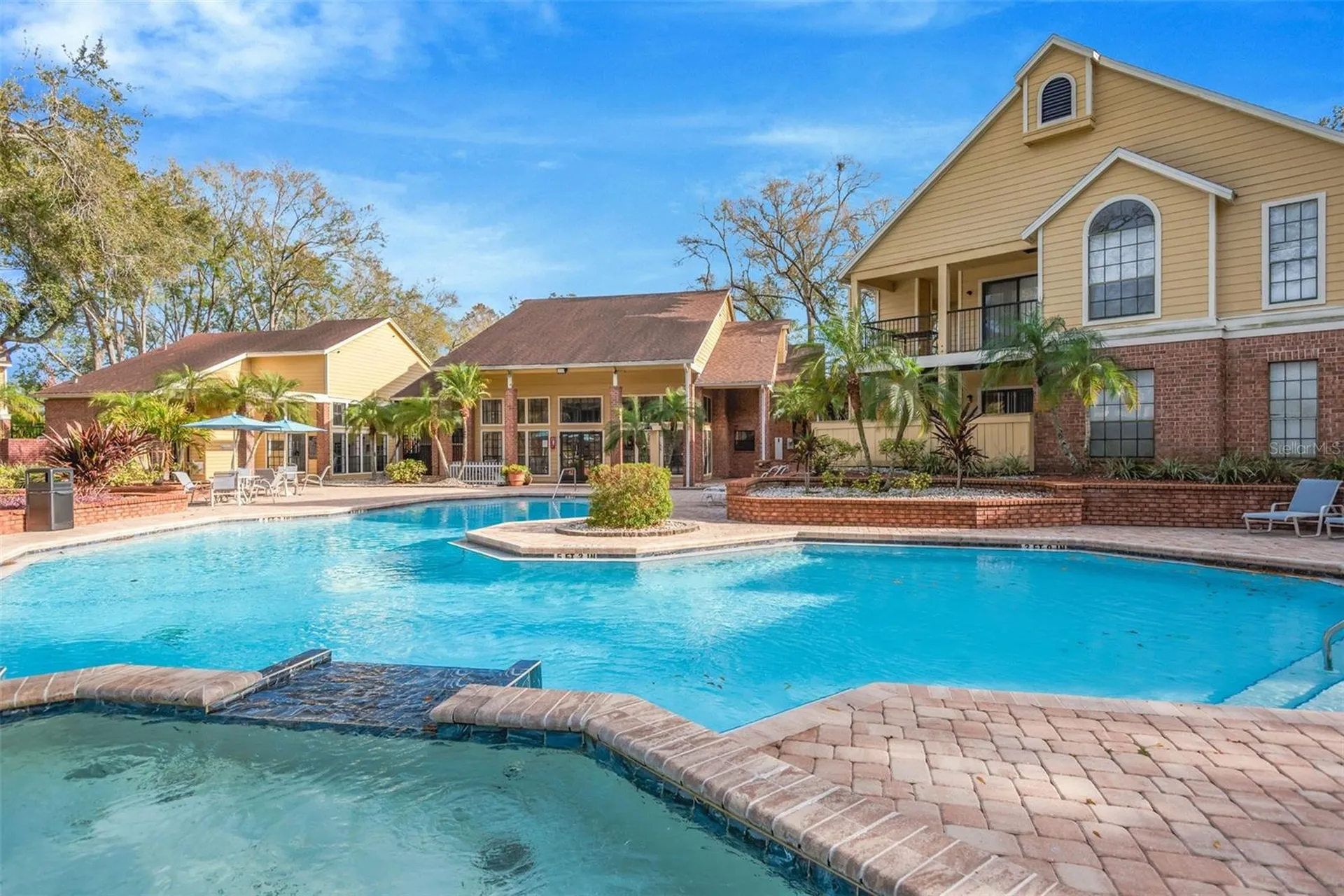 8613 Mallard Reserve Drive Tampa FL 33614