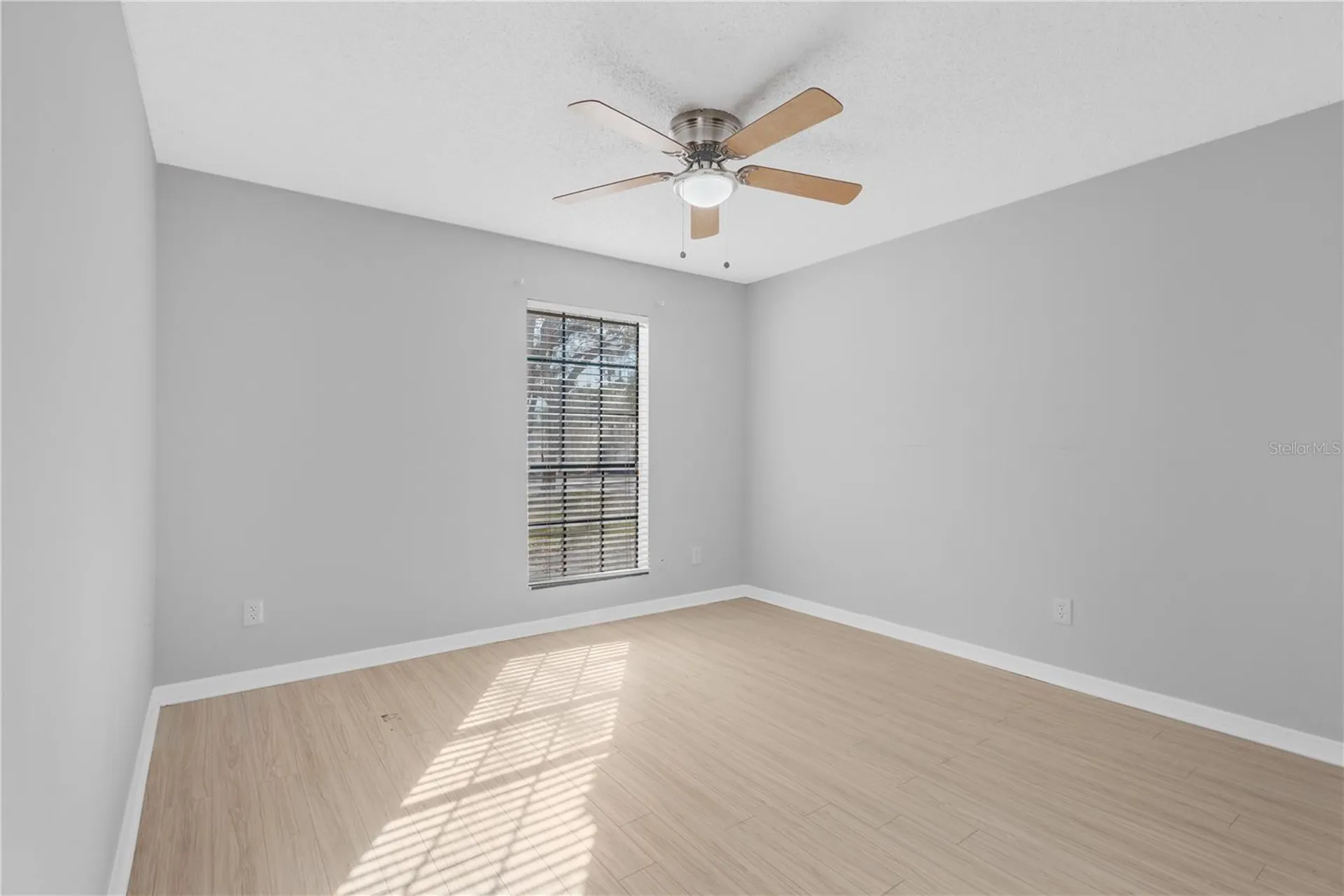 8613 Mallard Reserve Drive Tampa FL 33614