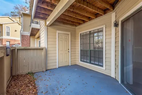 8613 Mallard Reserve Drive Tampa FL 33614