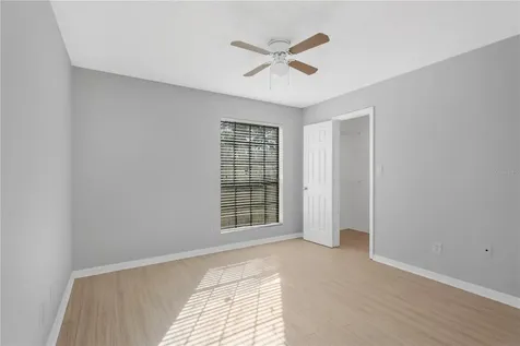 8613 Mallard Reserve Drive Tampa FL 33614