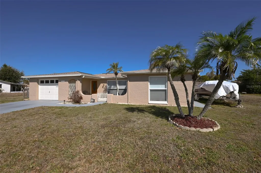 3233 Salisbury Drive Holiday FL 34691