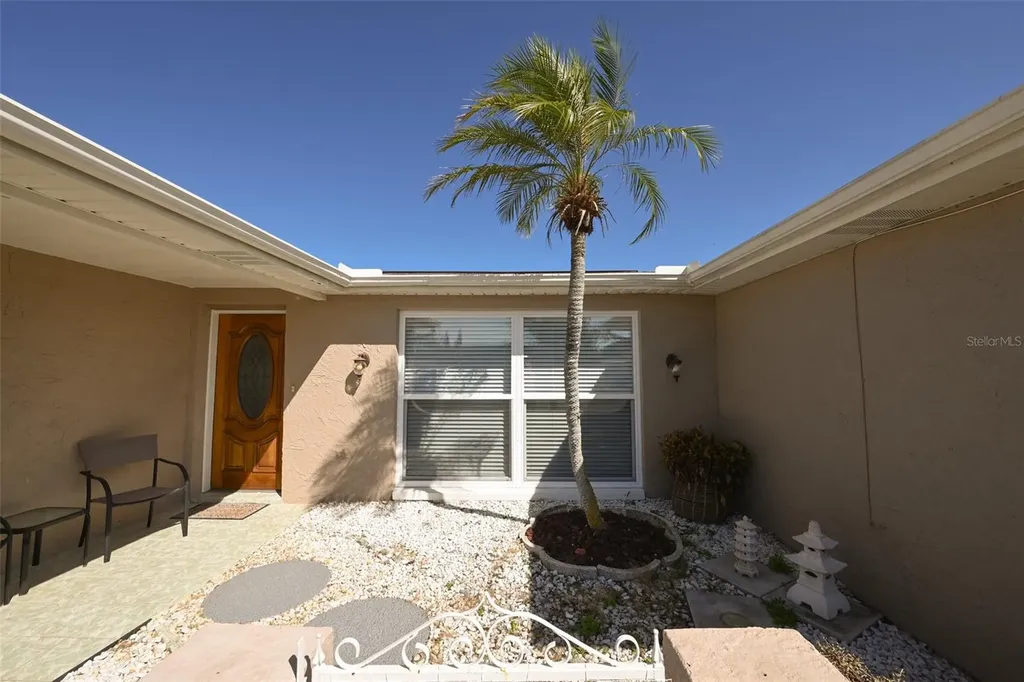 3233 Salisbury Drive Holiday FL 34691