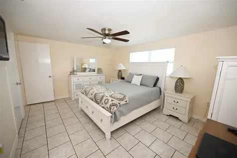 3233 Salisbury Drive Holiday FL 34691
