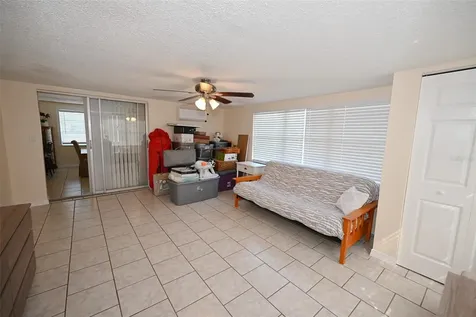3233 Salisbury Drive Holiday FL 34691