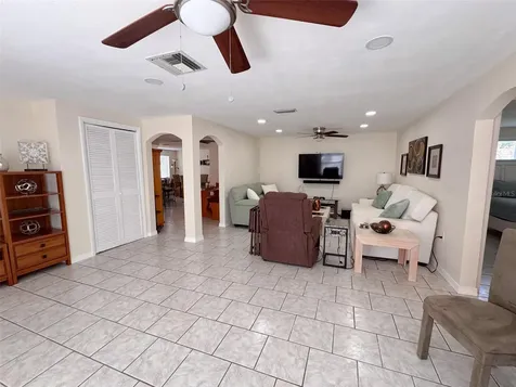 3233 Salisbury Drive Holiday FL 34691