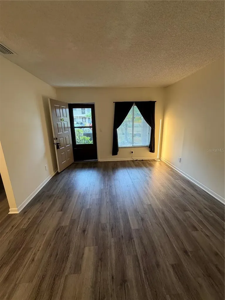 2025 San Marcos Drive SE Winter Haven FL 33880