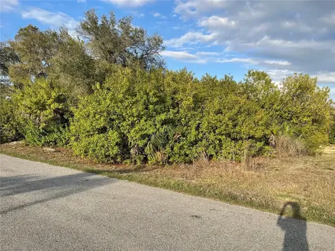 Lot #9 S Lipscomb Street North Port FL 34287