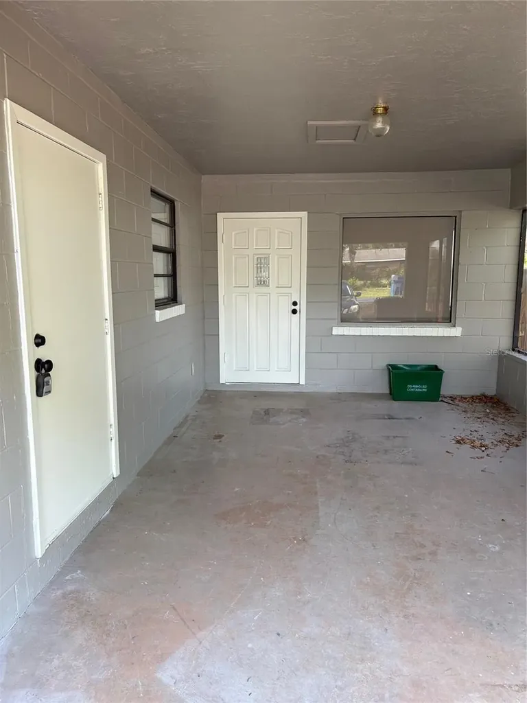 312 W Palmetto Avenue Deland FL 32720