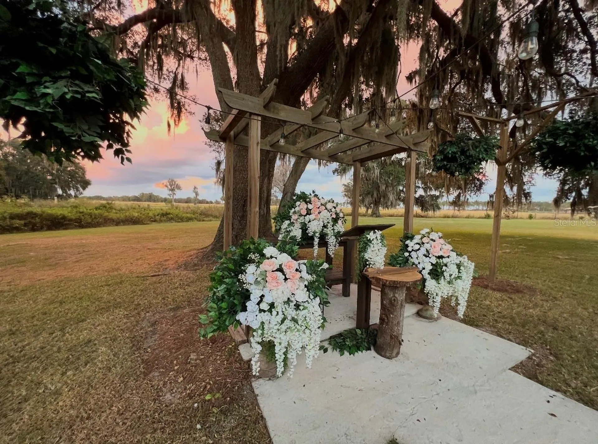 15300 Lake Iola Road Dade City FL 33523