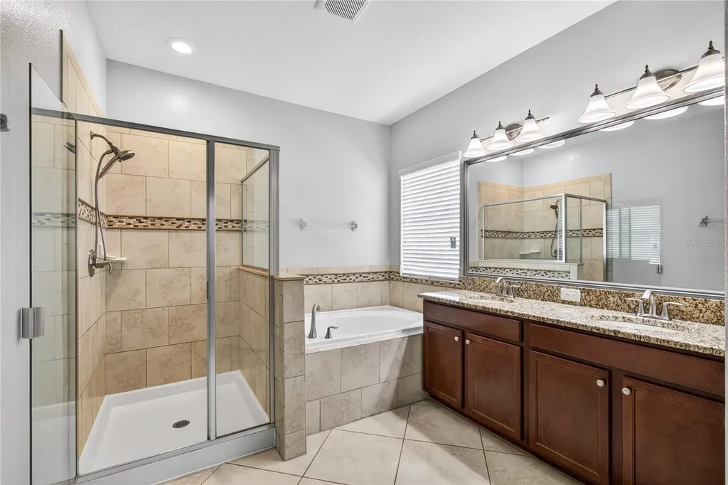 5269 Royce Drive Mount Dora FL 32757