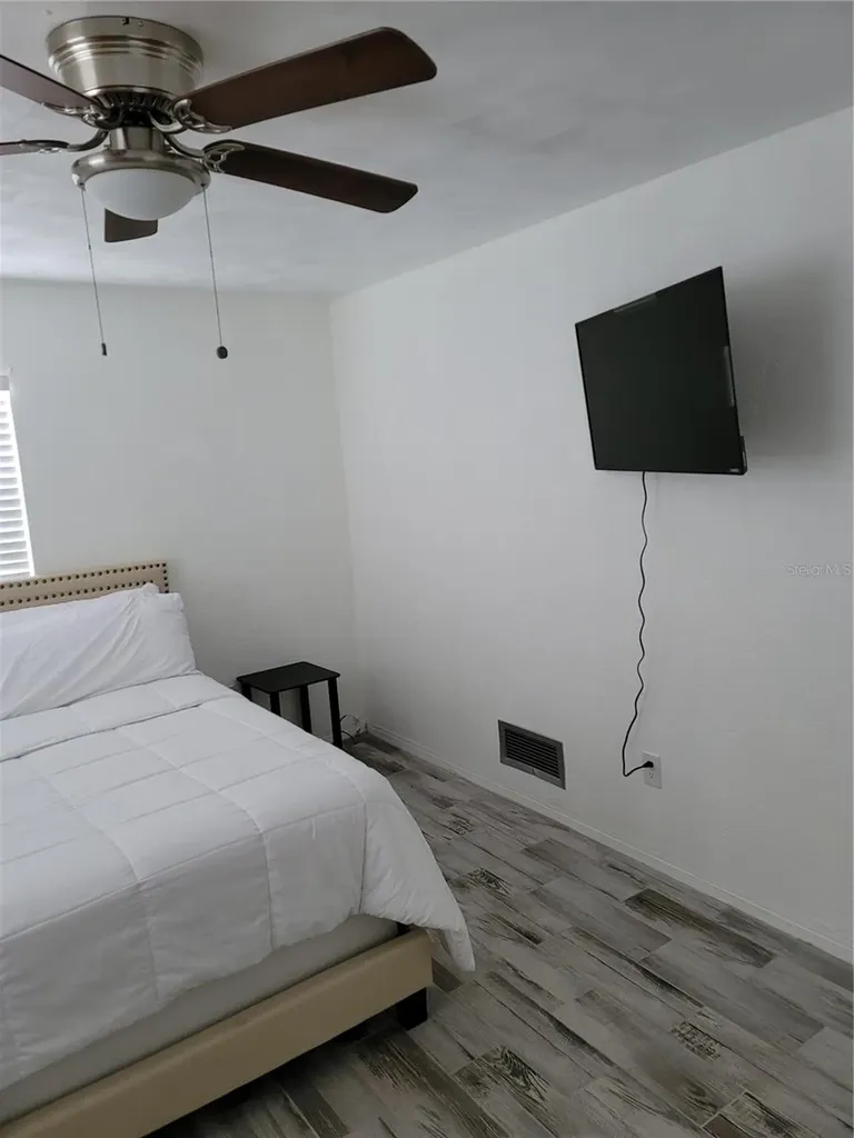 1670 Tiffin Avenue Deltona FL 32725