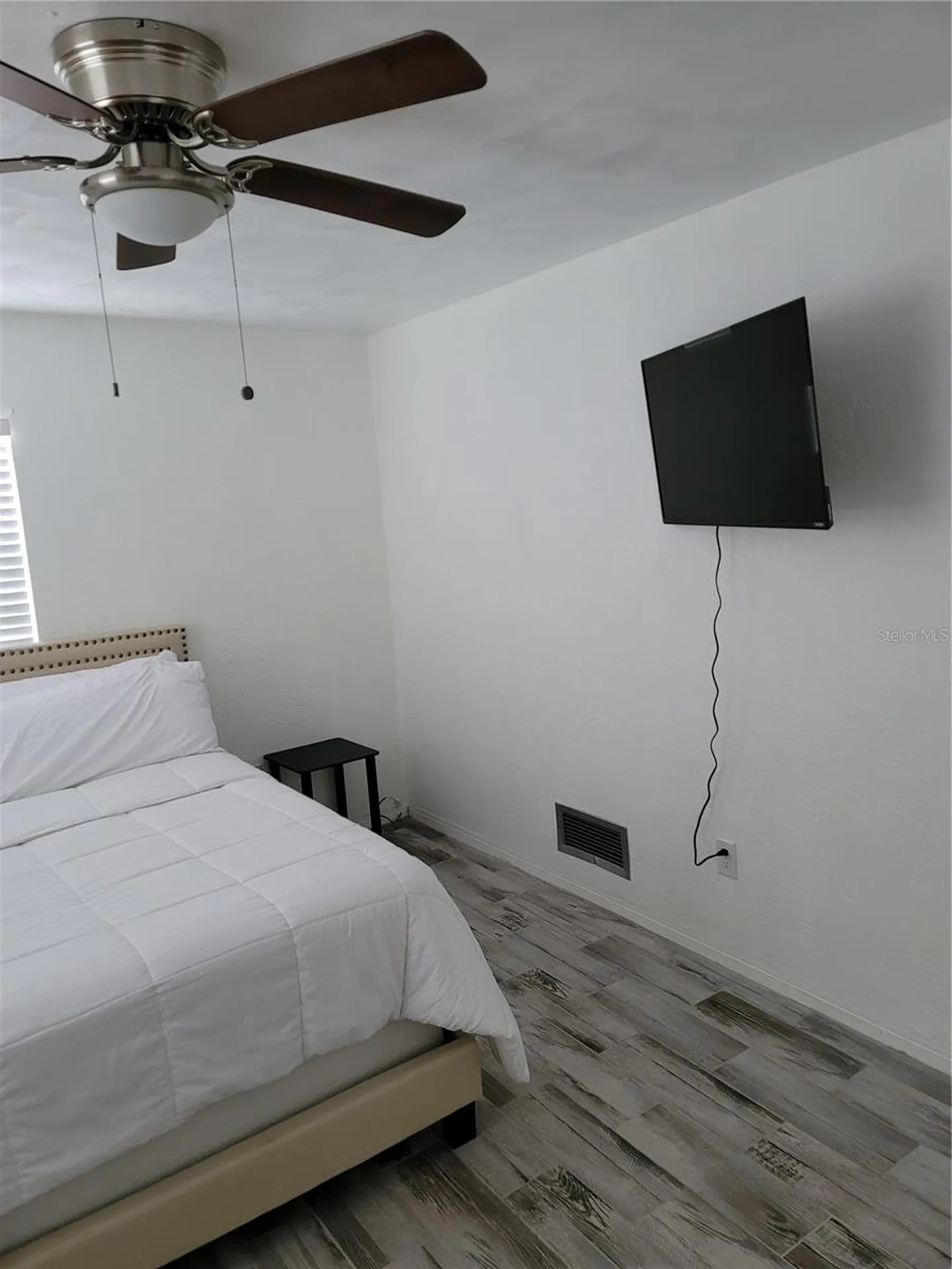 1670 Tiffin Avenue Deltona FL 32725