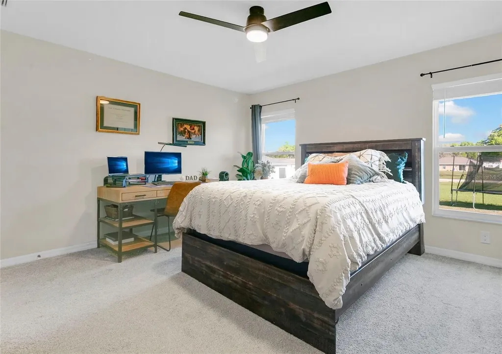 1725 NE 160th Place Citra FL 32113