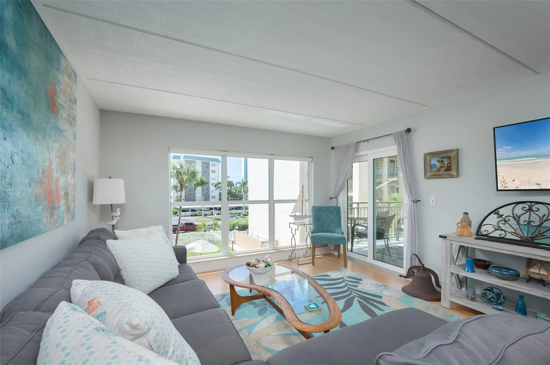 845 Benjamin Franklin Drive Sarasota FL 34236